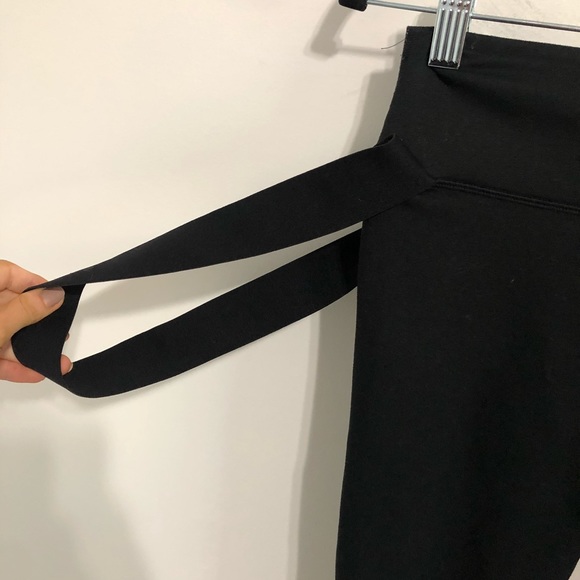 Demi Lovato x Fabletics Overall 7/8 Leggings - Picture 6 of 9